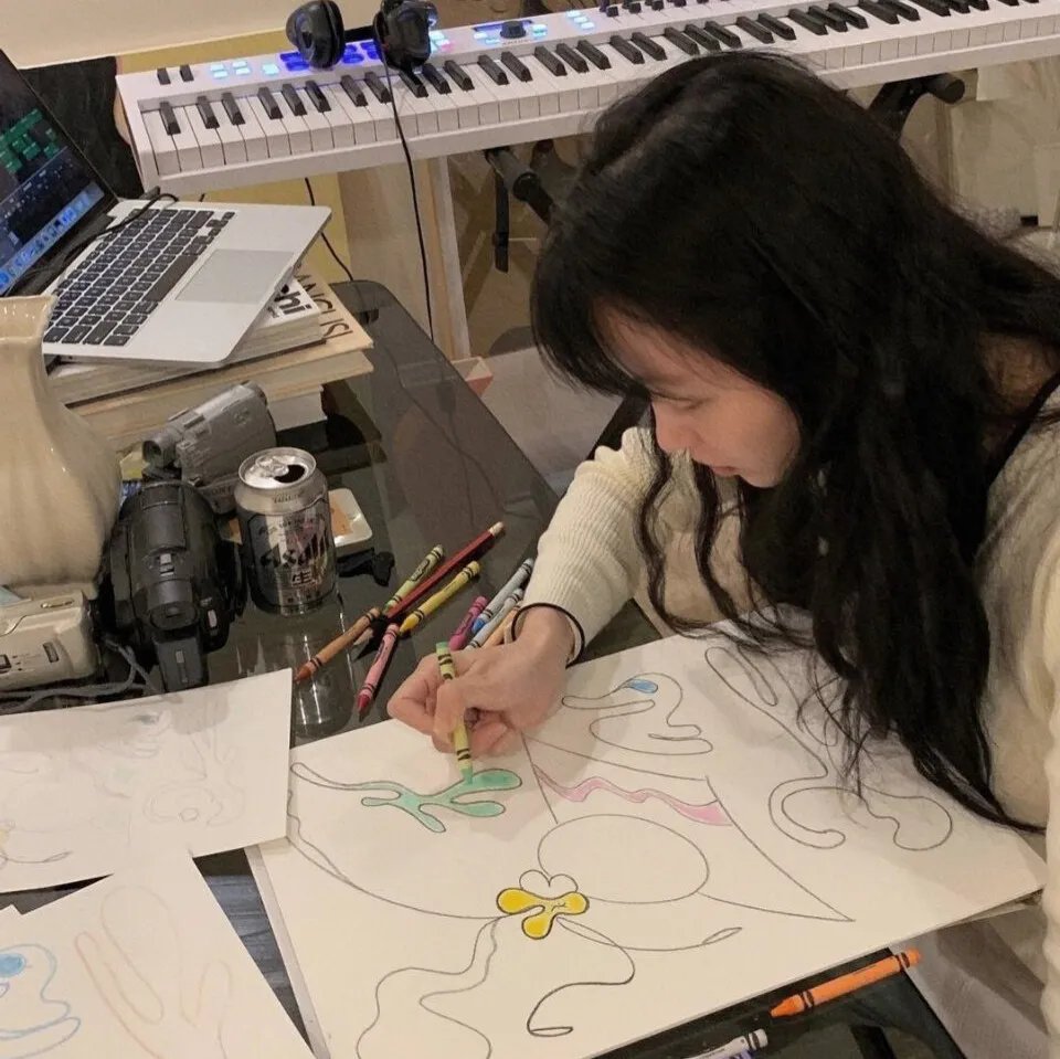 鹿乃子乃子虎视眈眈